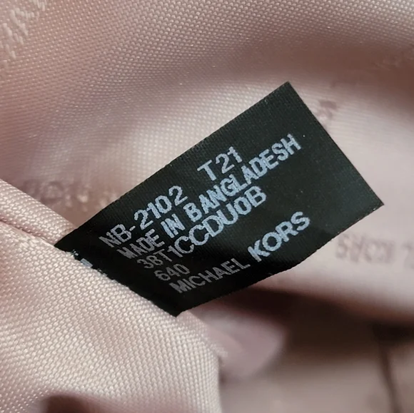 ⚠️LAST 1⚠️ Michael Kors Camden XS Crossbody - Picture 4 of 5